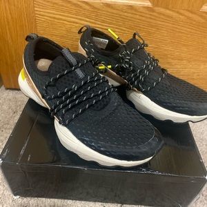 Used Sorel sneakers! Stylish with lots of life left.